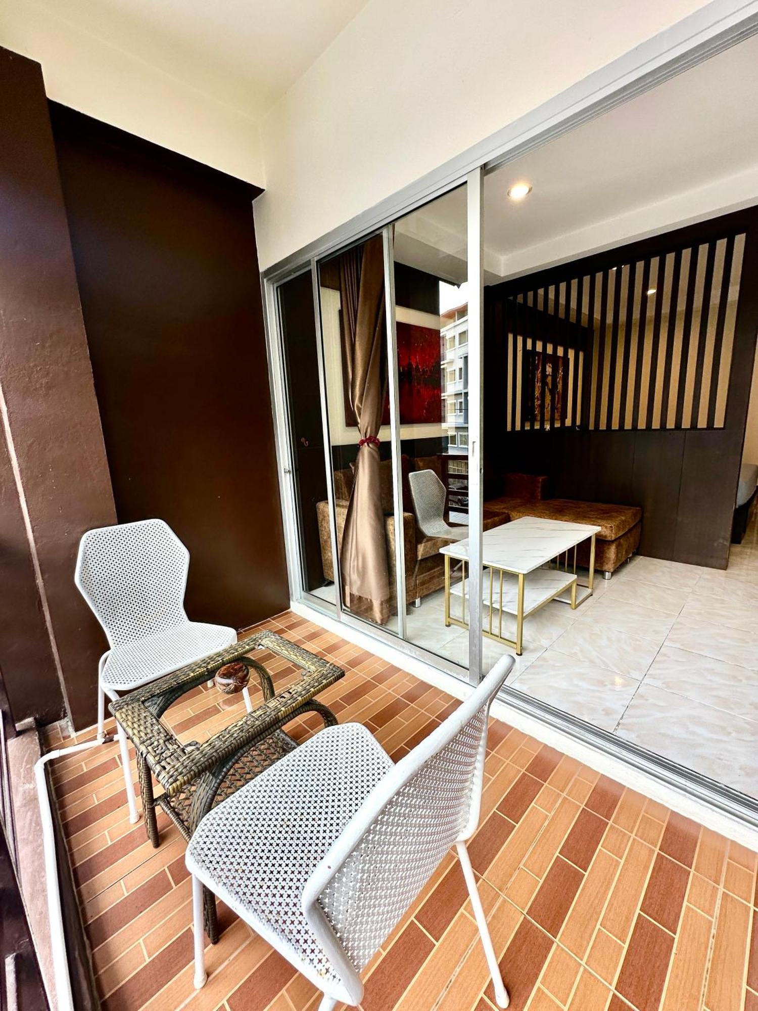 Thai Classic House Patong Экстерьер фото